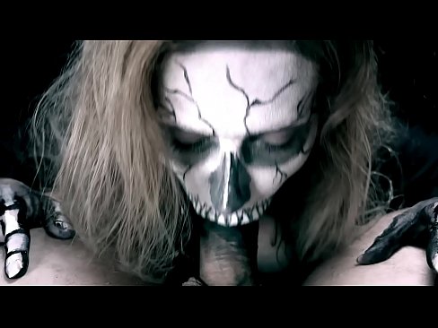 ❤️ Demonska djevojka siše kurac svojim crnim ustima i guta spermu. ️❌ Super seks kod nas bs.sexonfire.ru ️❤